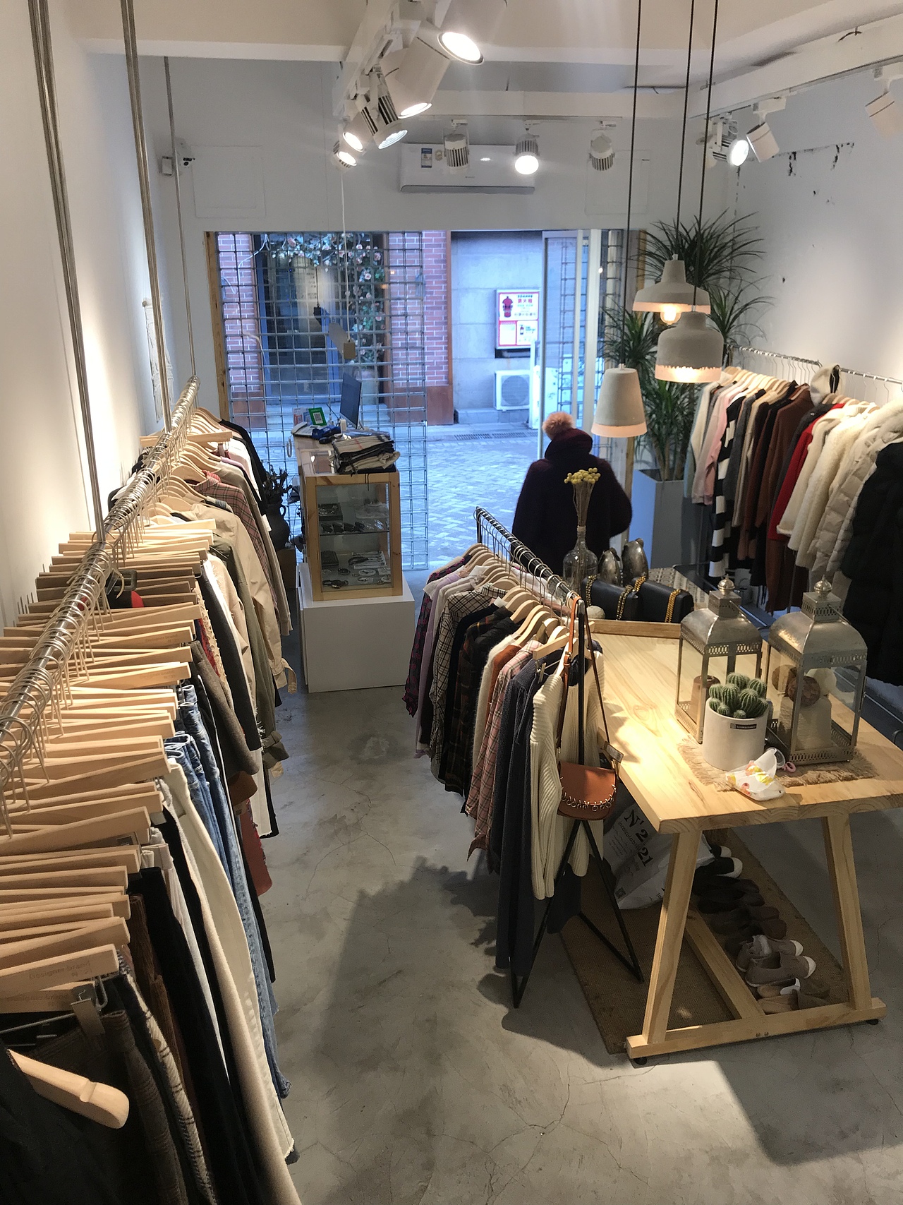 小小服装店也有不同的味道（图ZMTA3NjM0NzQ0） - 家装设计 - 站酷设计师Yu11原创素材 - 站酷ZCOOL