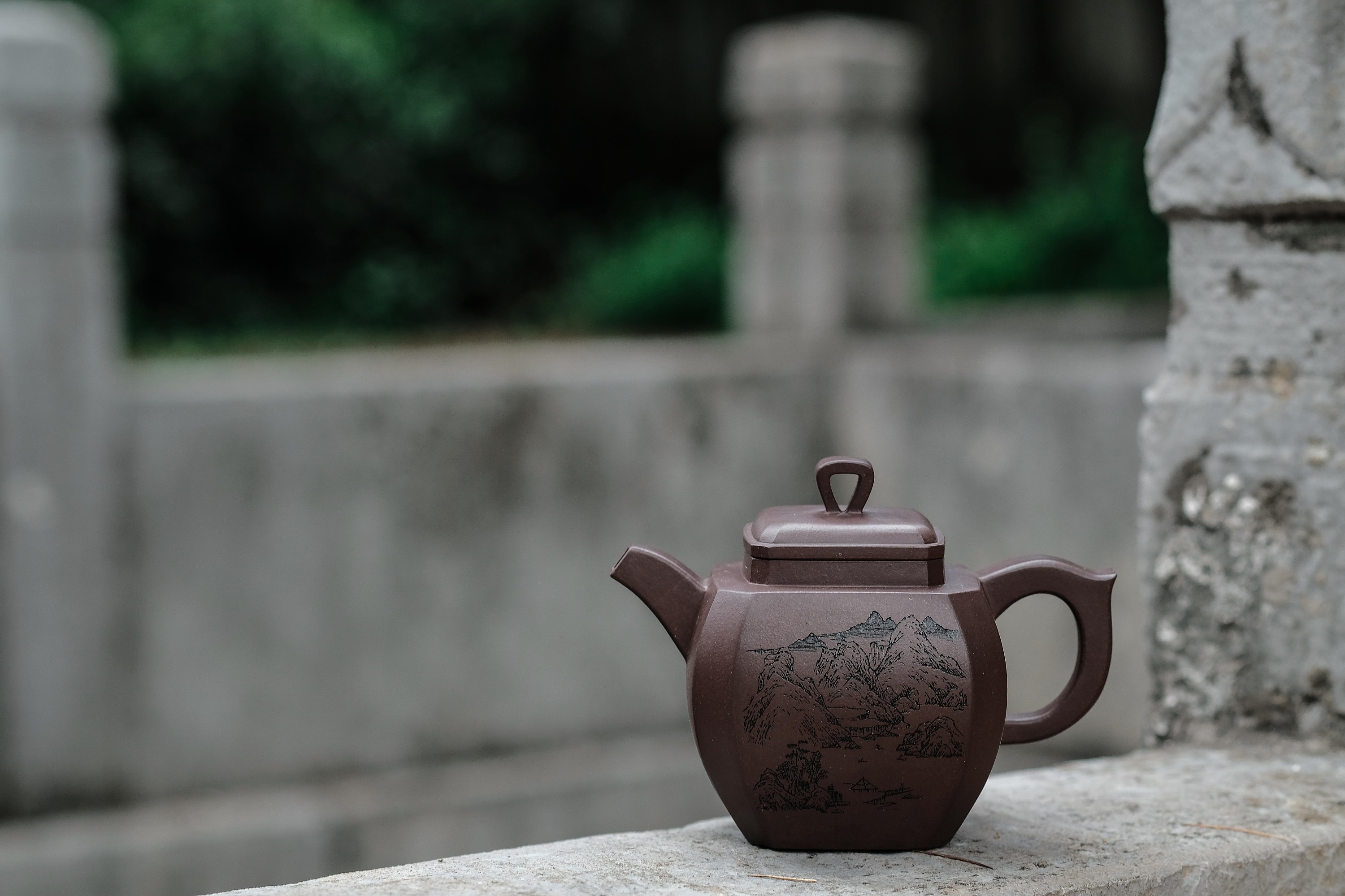 全手红紫砂方壶八面玲珑