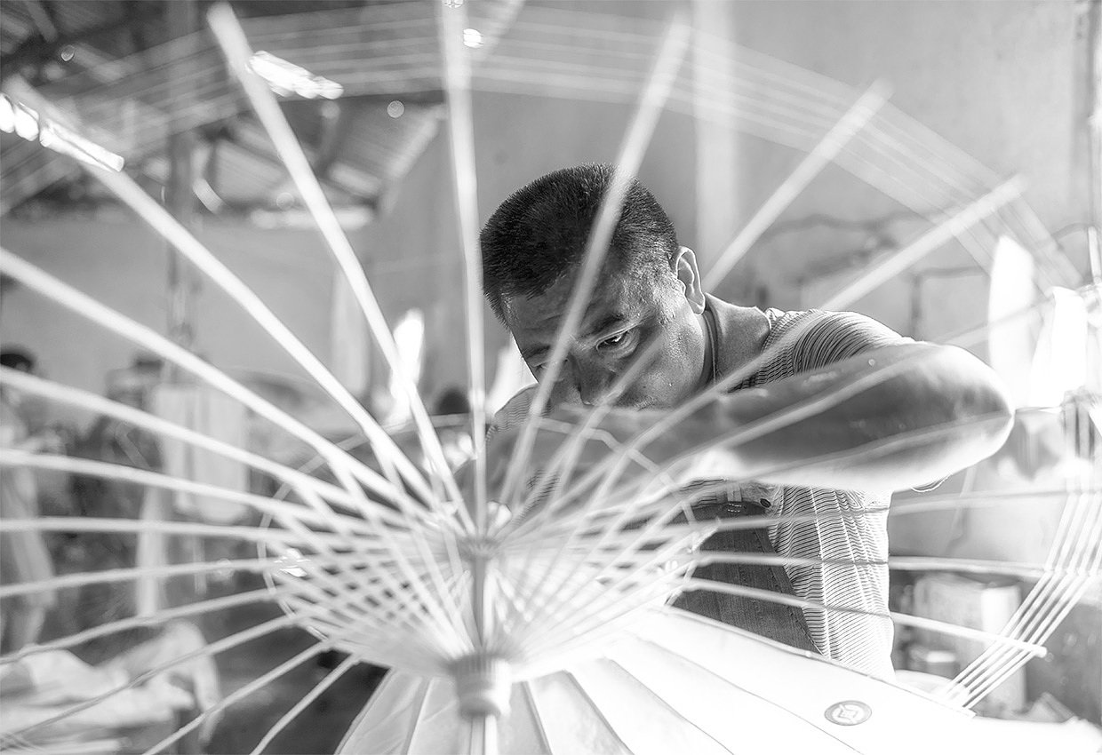 油纸伞作坊（图ZNTg3ODcyNzI=） - 人文/纪实摄影 - 站酷设计师雨萌1994原创素材 - 站酷ZCOOL