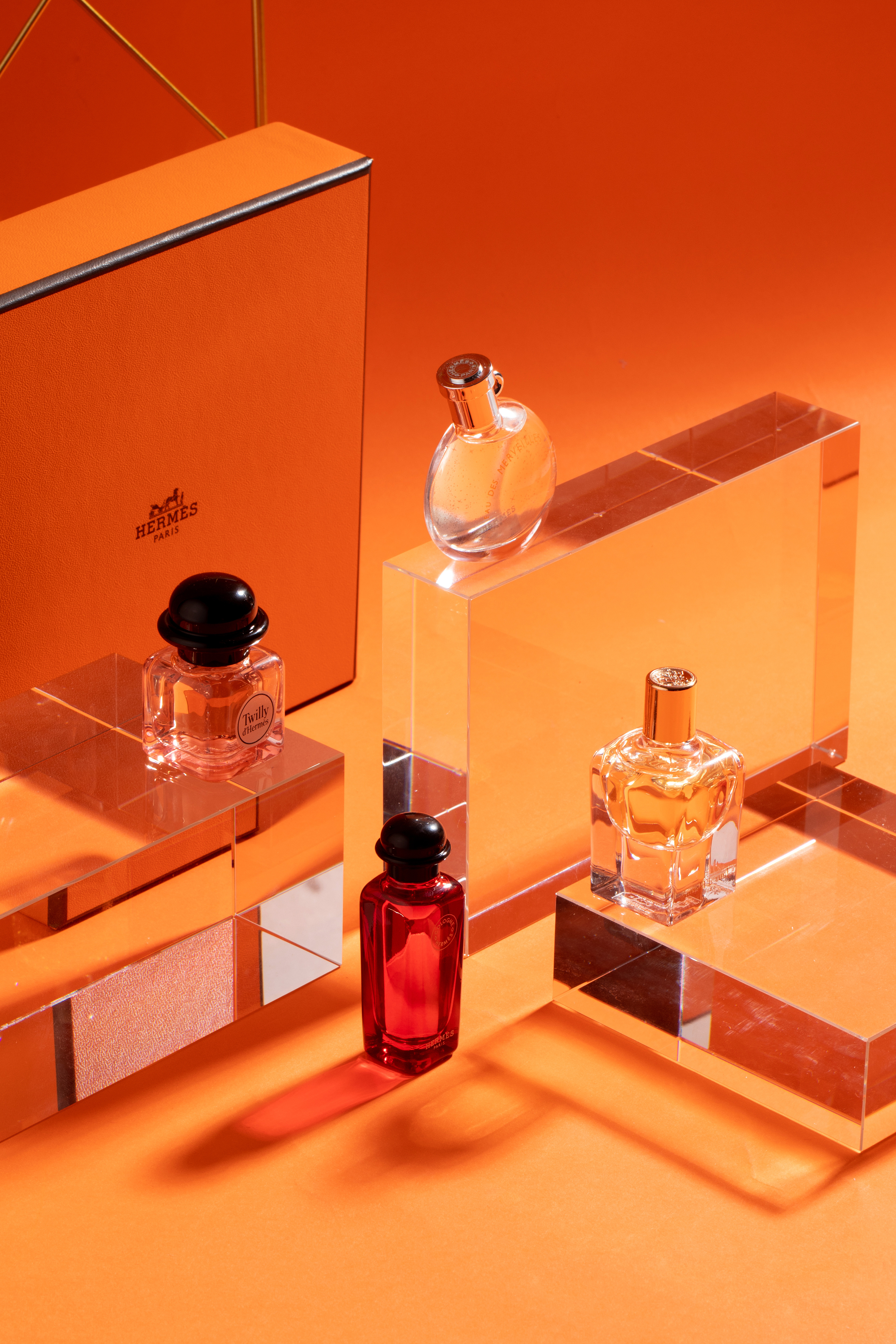 雅诗兰黛Estee Lauder奢华系列新品：Oasis Dawn香水 ~ 新香水