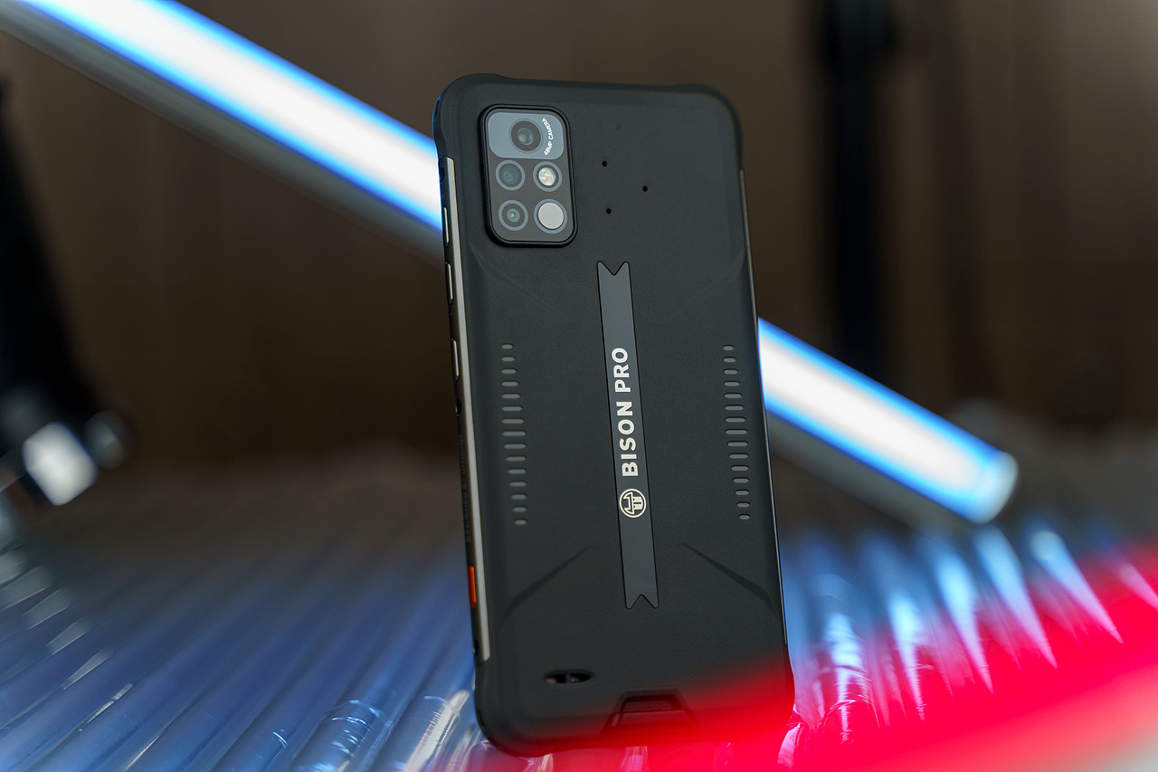 产品拍摄 • UMIDIGI BISON PRO（图ZMjk1Mzg5OTgw） - 产品摄影 - 站酷设计师LIUQI19原创素材 - 站酷ZCOOL