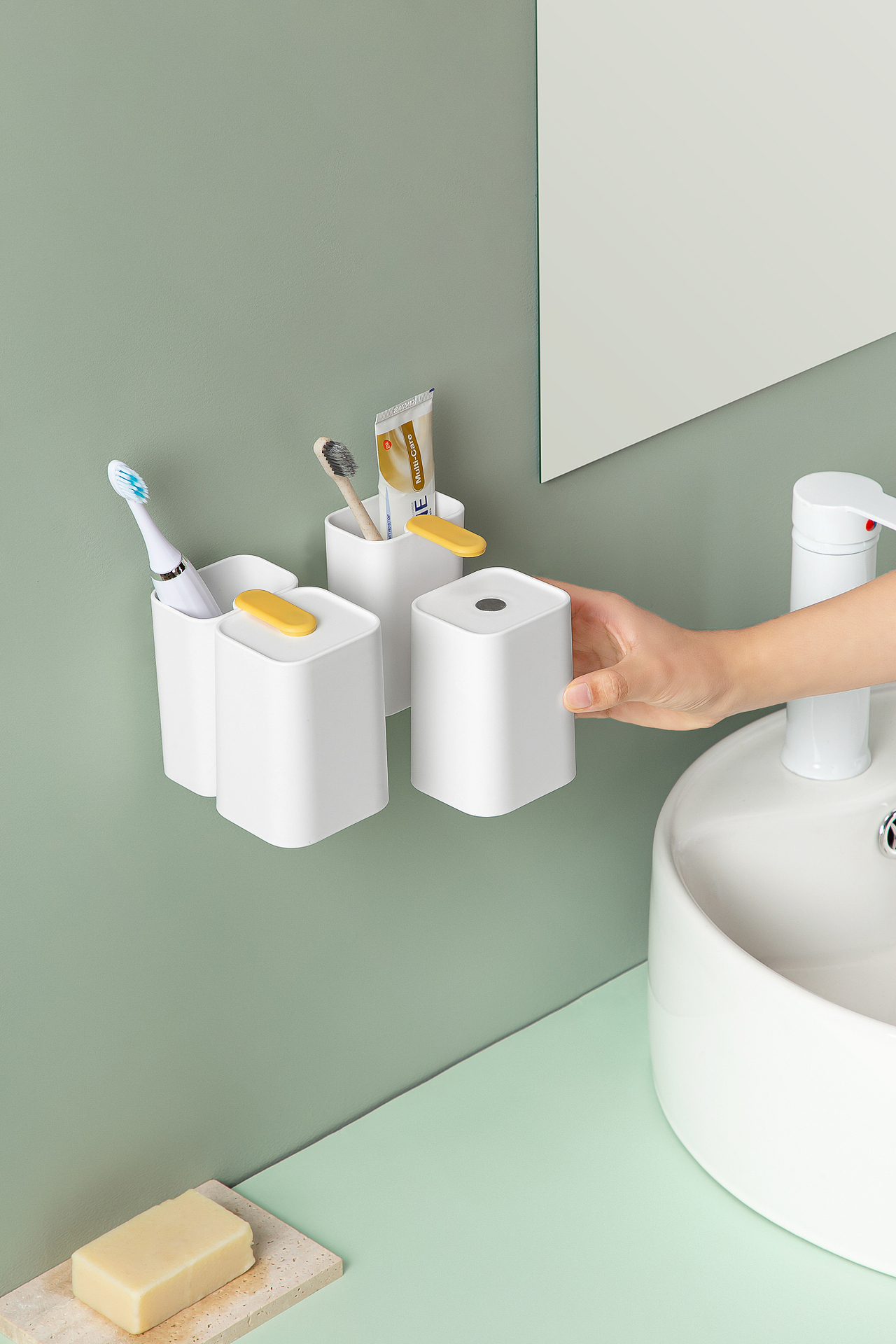 日用品-良舍家居磁吸杯架