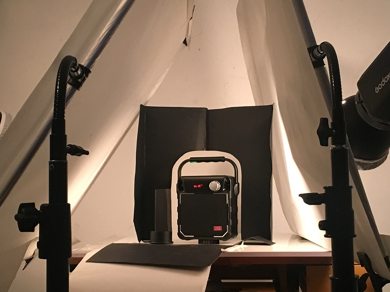 便携式音响拍摄原图