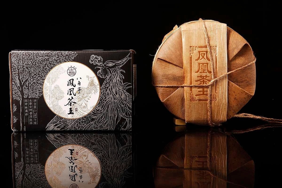 《八角亭凤凰茶王》普洱茶易武高杆古树茶包装设计|平面|品牌|郎运_原