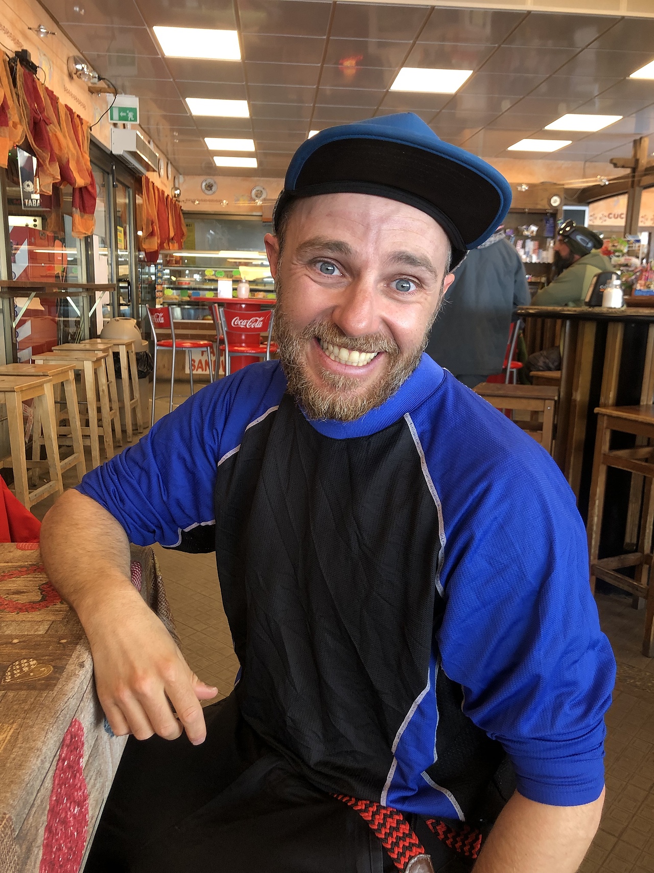 走哪儿画哪儿系列（图ZMjkzMTE1MTYw） - 商业插画 - 站酷设计师大蝉Ami原创素材 - 站酷ZCOOL