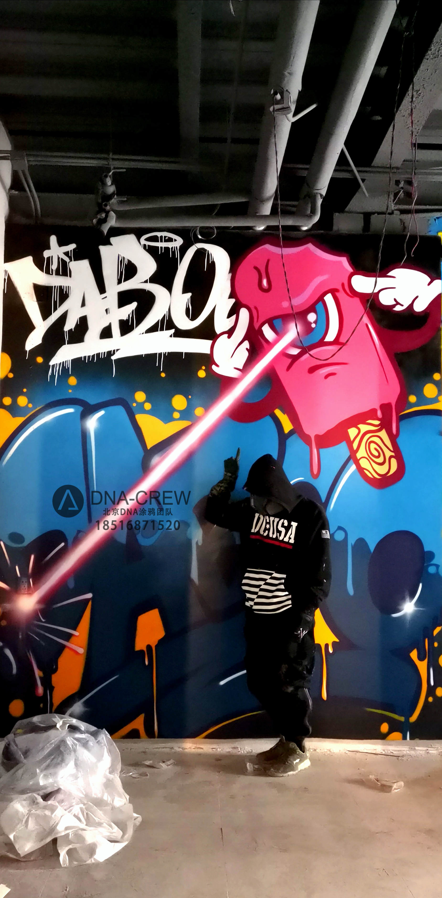 网红】北京dna涂鸦十里河文创园辛普森kaws涂鸦墙创作