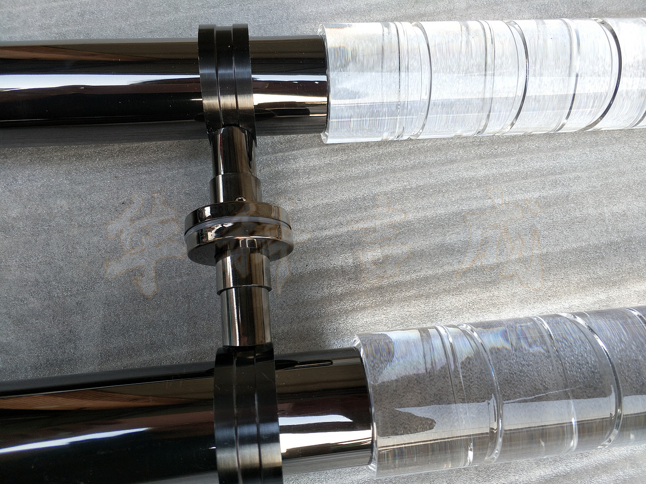 成都恒大楼盘小区进出大门不锈钢灰镜钢水晶拉手