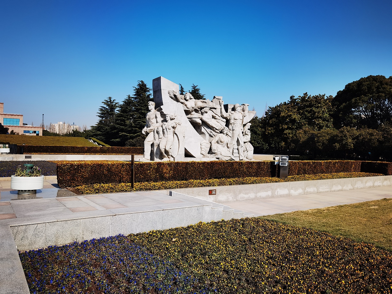 龙华烈士纪念馆（图ZMjQzMDY4MTcy） - 展陈设计 - 站酷设计师海峰的风原创素材 - 站酷ZCOOL