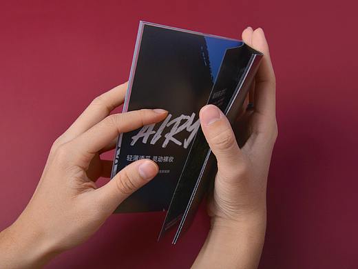 Cover Monster品牌书