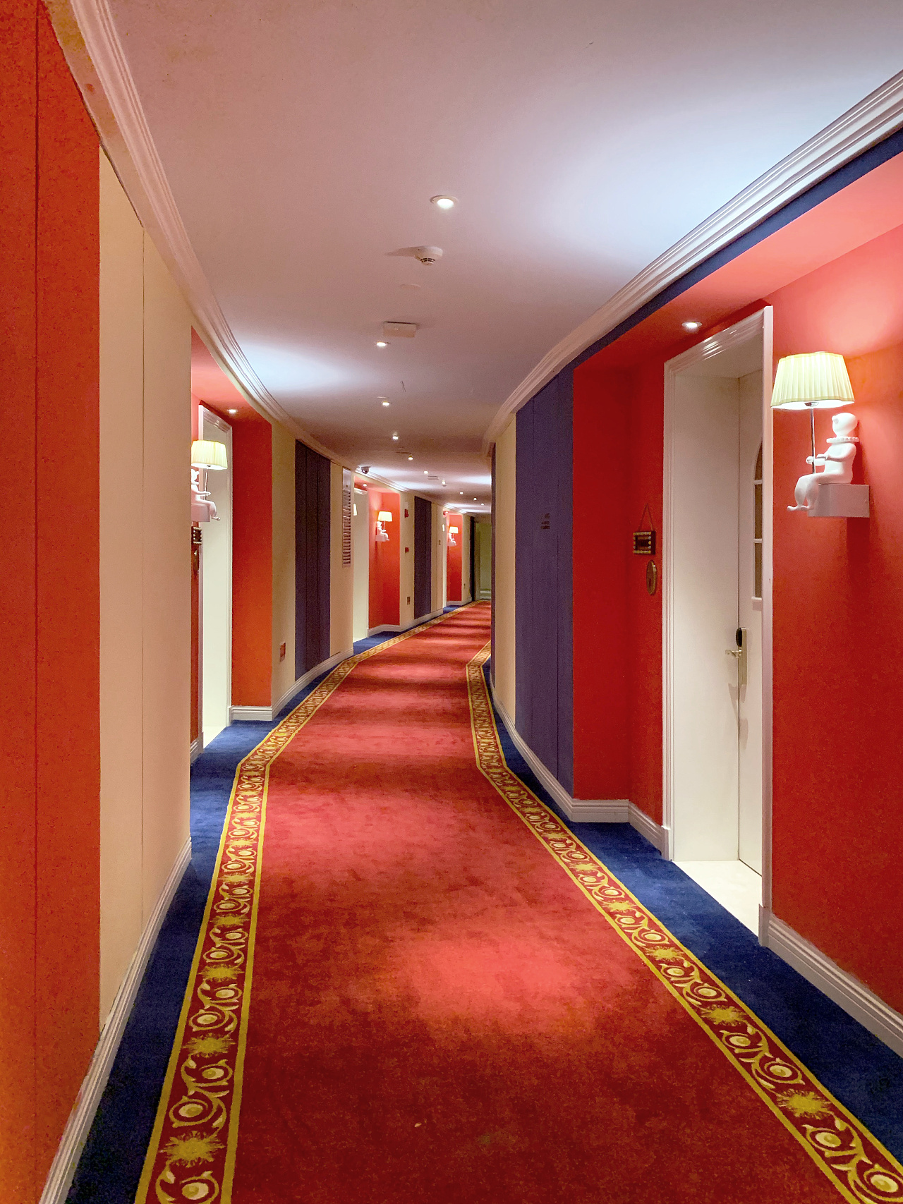 爱翼亲子酒店设计案例分享-青岛红树林魔法主题酒店