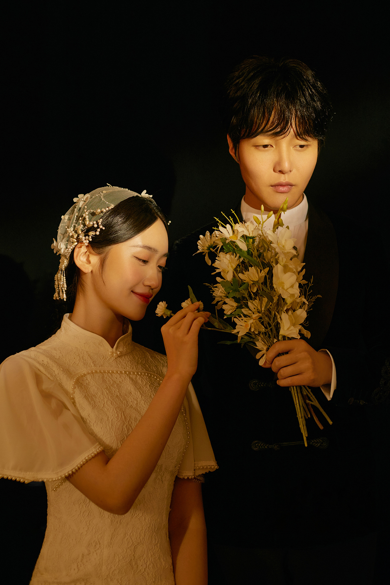 民国风混搭光影婚纱照（图ZMjk1NjA2MzQ0） - 人像摄影 - 站酷设计师喜嫁婚纱摄影原创素材 - 站酷ZCOOL