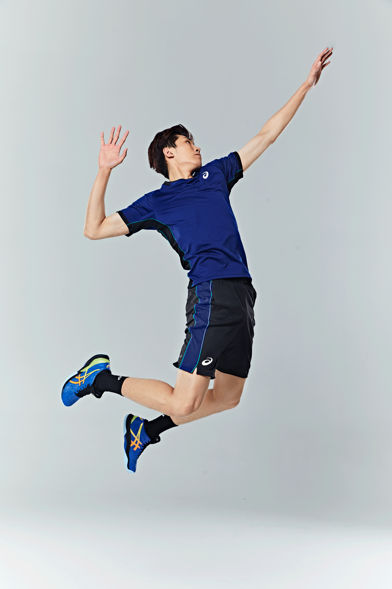 asics亚瑟士 广告修图合成