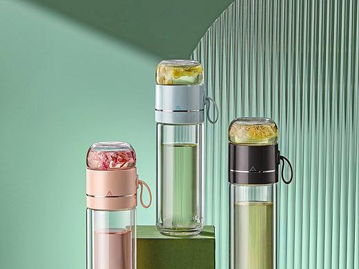 女性泡茶双层玻璃杯