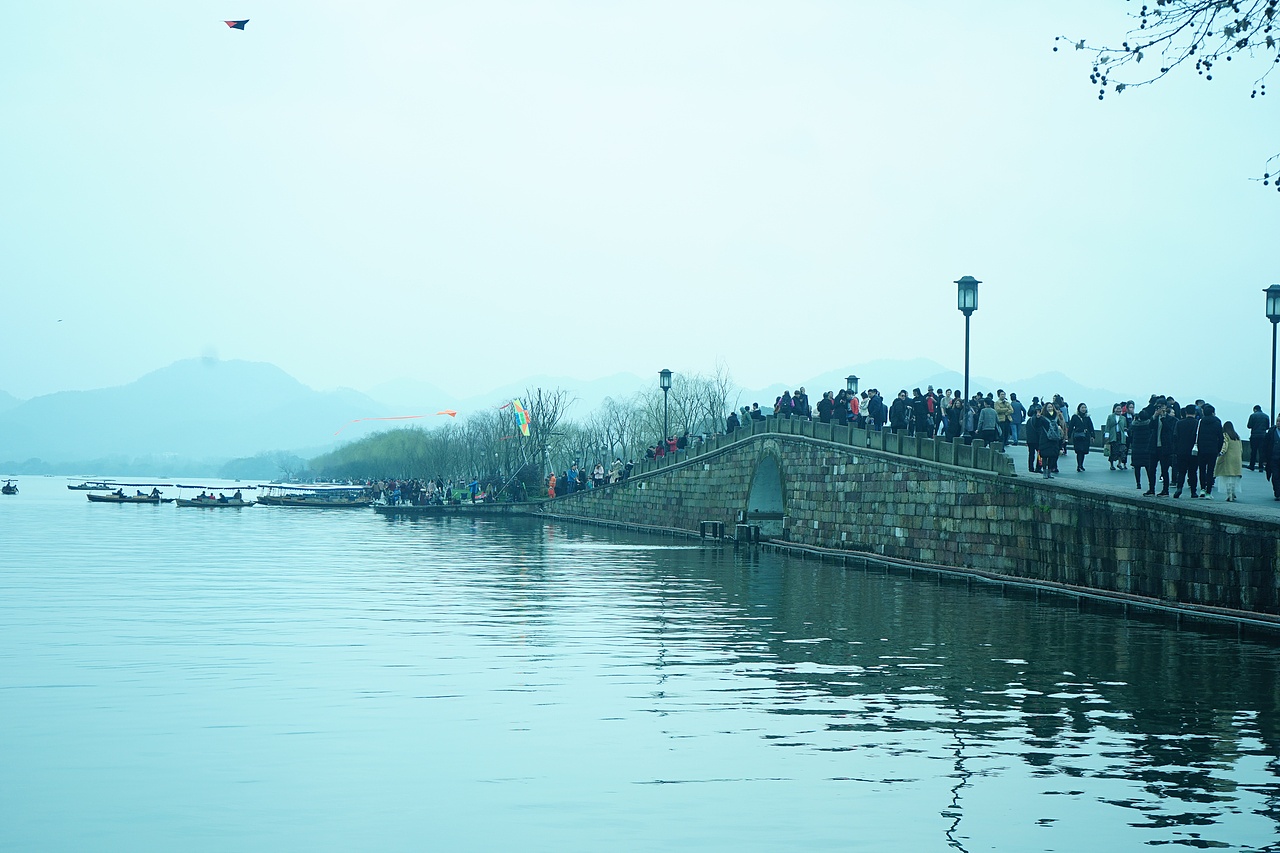 顺道来西湖拍几张照
