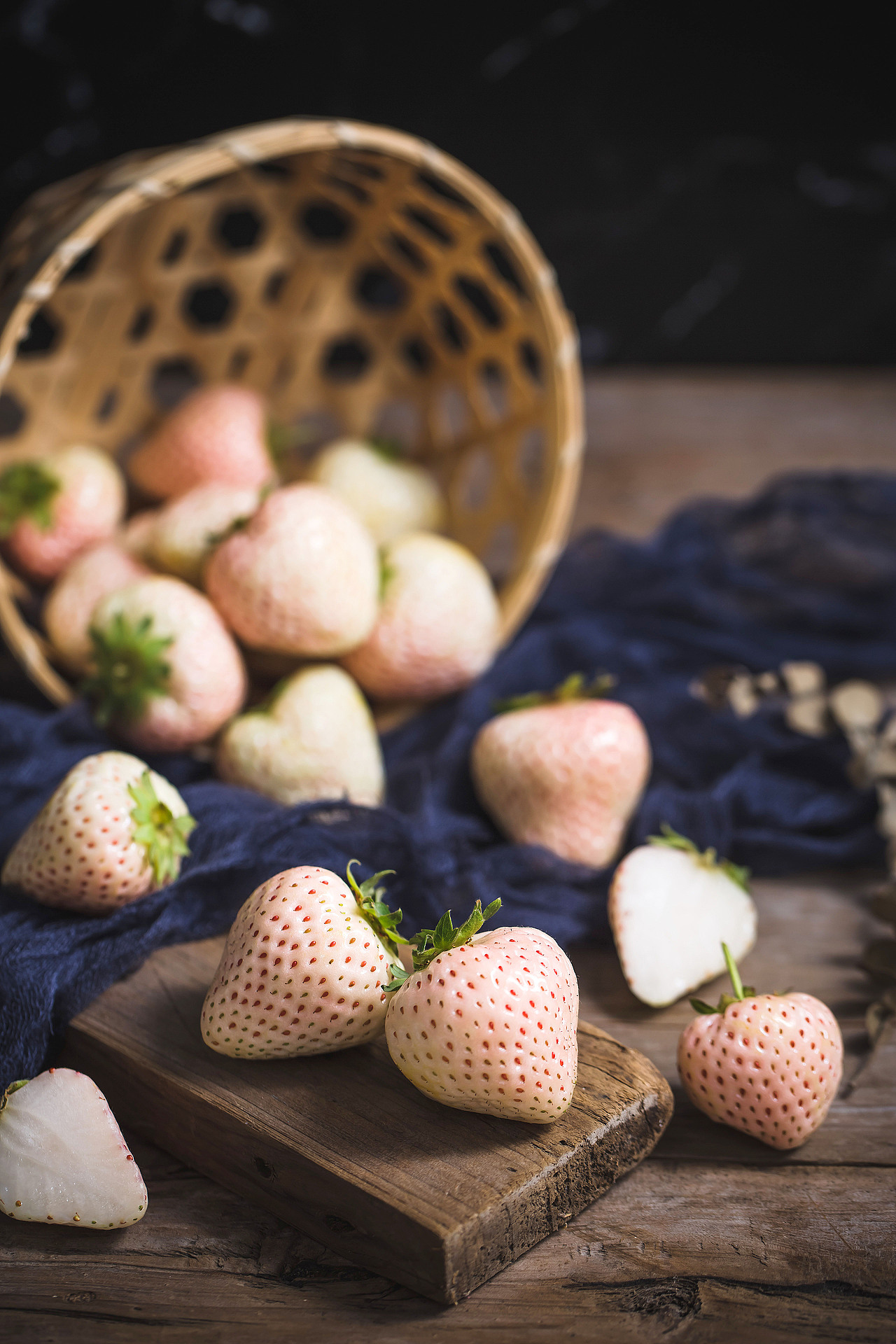 吃不起系列白草莓