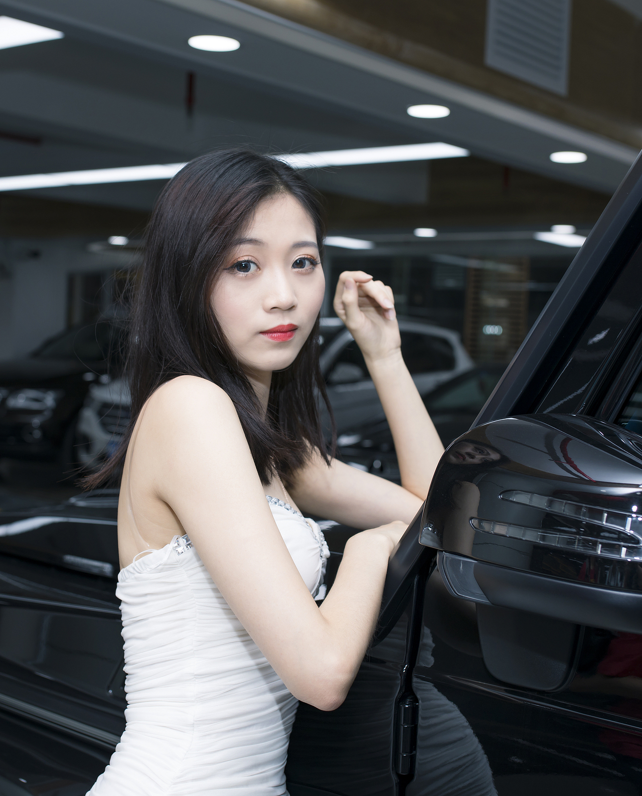 2019·4·13 車模（圖ZMTU3MTE3NjUy） - 人像攝影 - 站酷設(shè)計師偶遇木偶原創(chuàng)素材 - 站酷ZCOOL