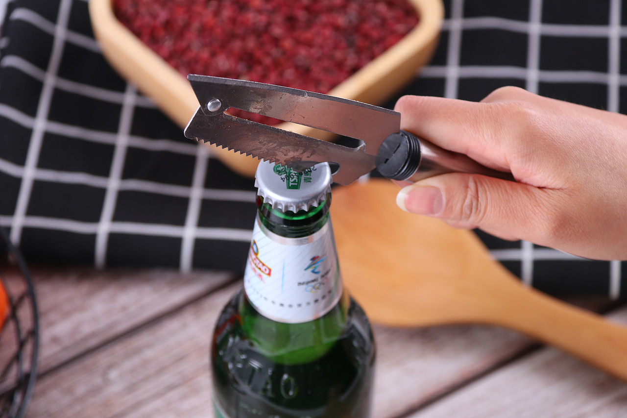 C02-烹饪用具\V90不锈钢削皮刀