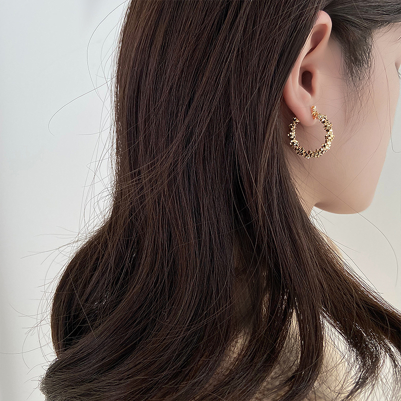 ins风冷淡风耳环耳钉耳饰模特拍摄项链首饰模特拍摄（图ZMTkwNDU5ODQ0） - 产品摄影 - 站酷设计师何以朱颜原创素材 - 站酷ZCOOL