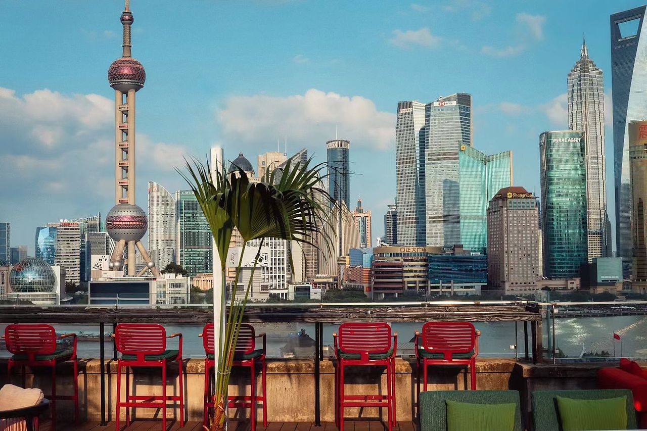 外滩法式餐厅【弦月窗】