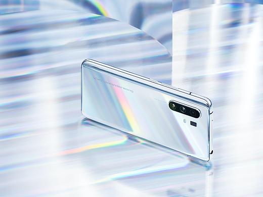 VIVO X30 Pro aw联名限定版&OPPO FINDX2 PRO