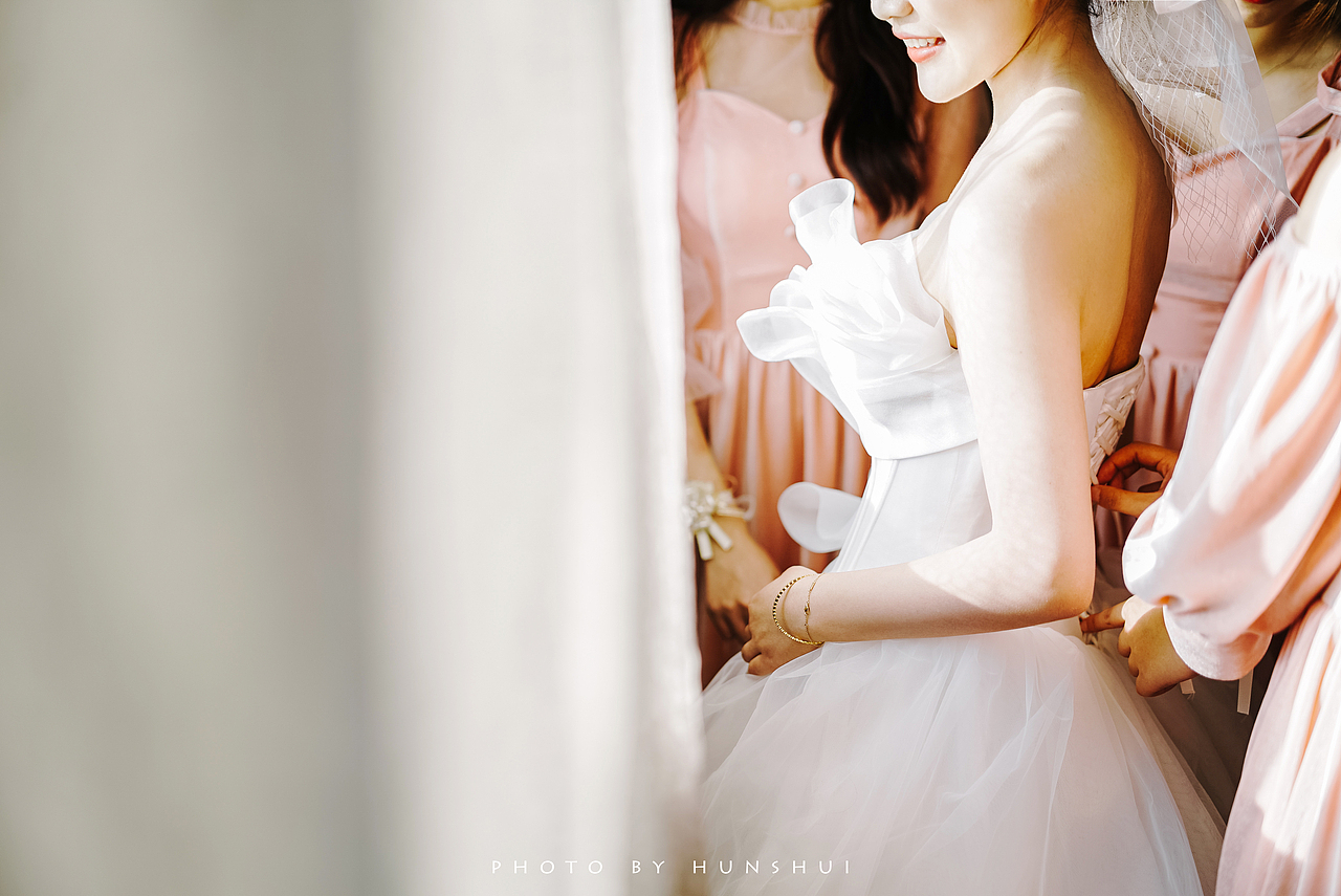 混水纪实摄影｜婚礼跟拍｜云裘一袖的流光（图ZMjM5NDI1OTk2） - 人文/纪实摄影 - 站酷设计师摄影师混水原创素材 - 站酷ZCOOL