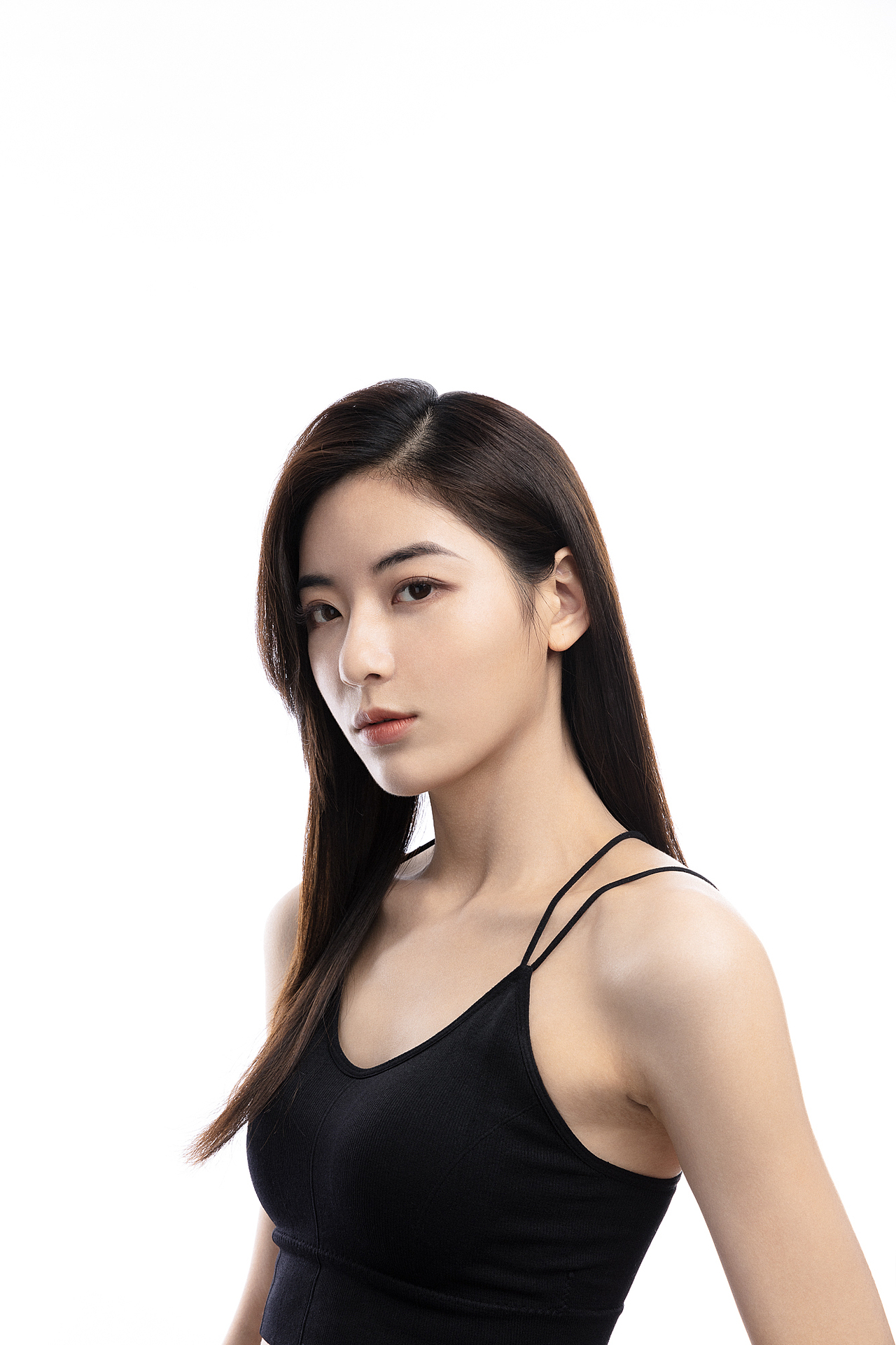 化妆:suki模特:vita(思丽模特)基础修瑕:@一口甘子调色输出:@必迂的