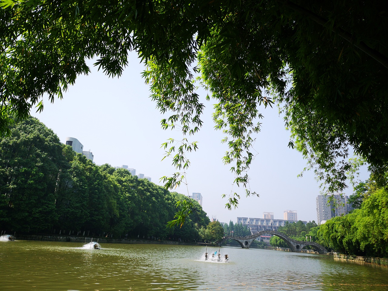 吉首大学（图ZMTMzMjE1NDAw） - 风光摄影 - 站酷设计师梦醒时分sr原创素材 - 站酷ZCOOL