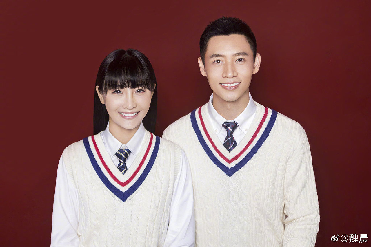 每日一画｜油画棒原创插画魏晨结婚登记照