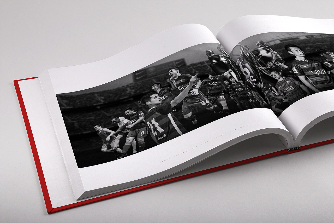FC RUNS润志珠宝足球俱乐部一周年纪念画册设计（图ZNTAzNjU4MDg=） - 书籍/画册 - 站酷设计师树多村光原创素材 - 站酷ZCOOL