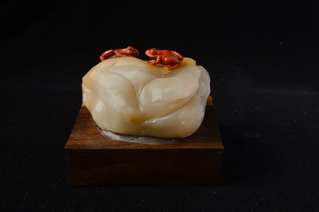 争鸣 | 森雅斋俏色雕