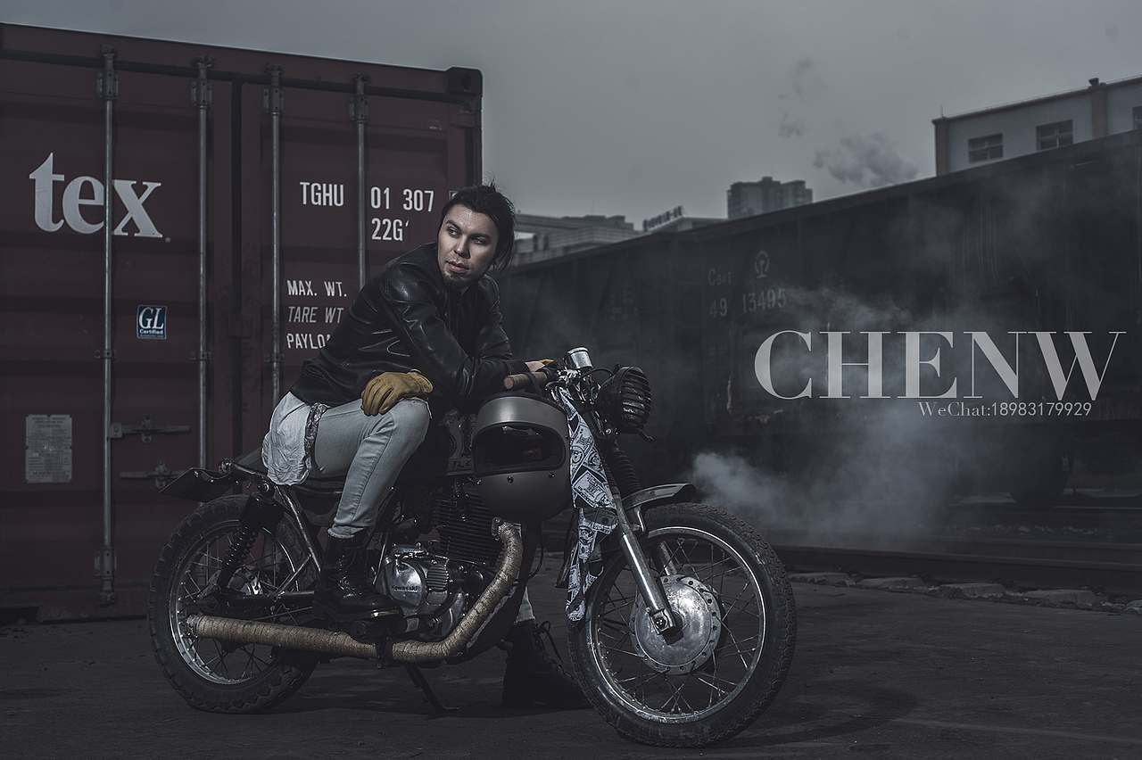 复古机车人像摄影