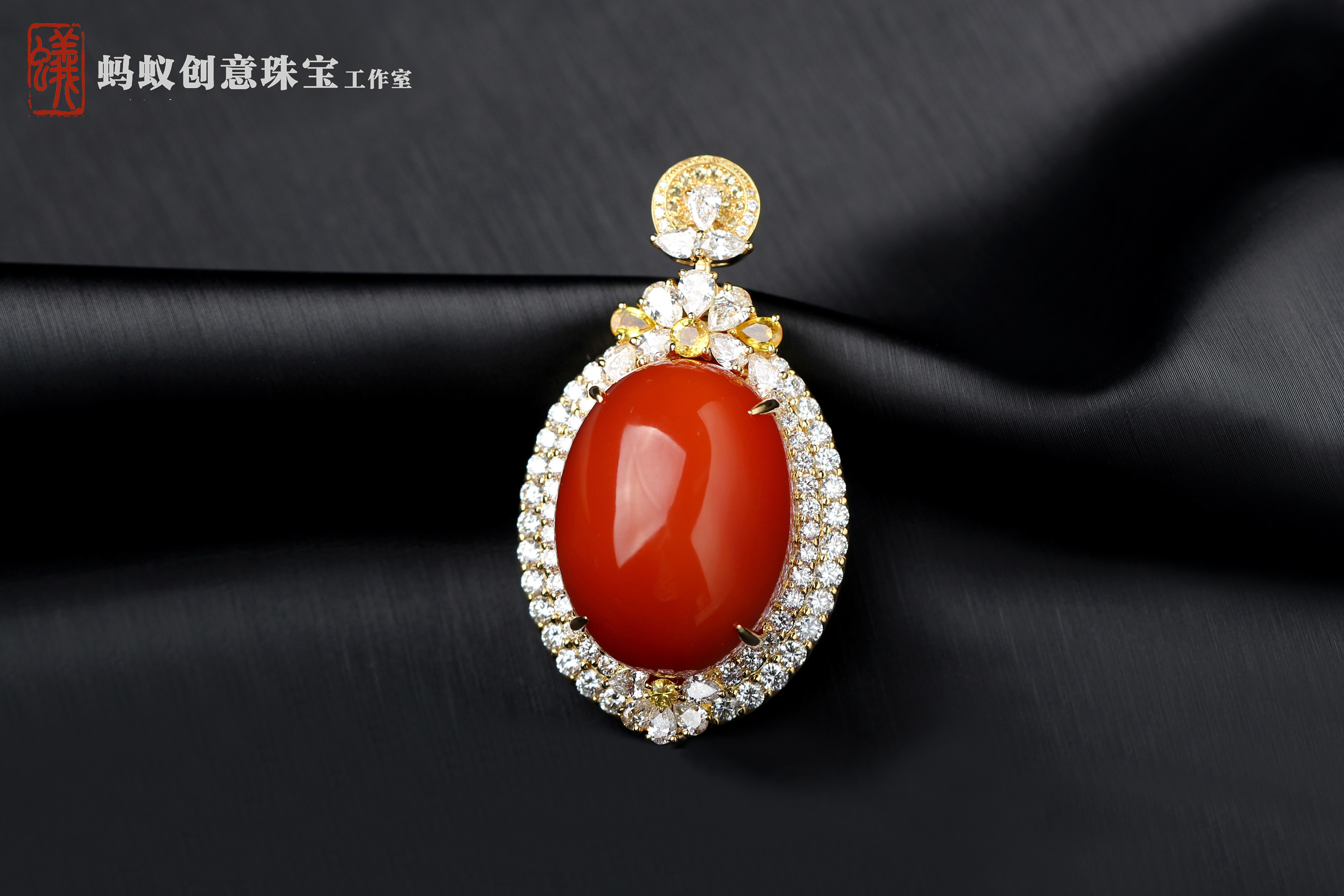 【蚂蚁创意珠宝工作室】钻石围镶南红吊坠