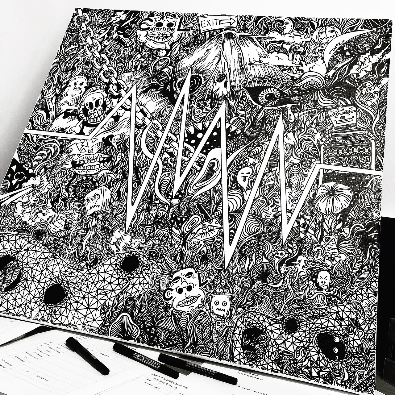 尝试下没素材没参照物 把脑洞打开补满整张画面是什么