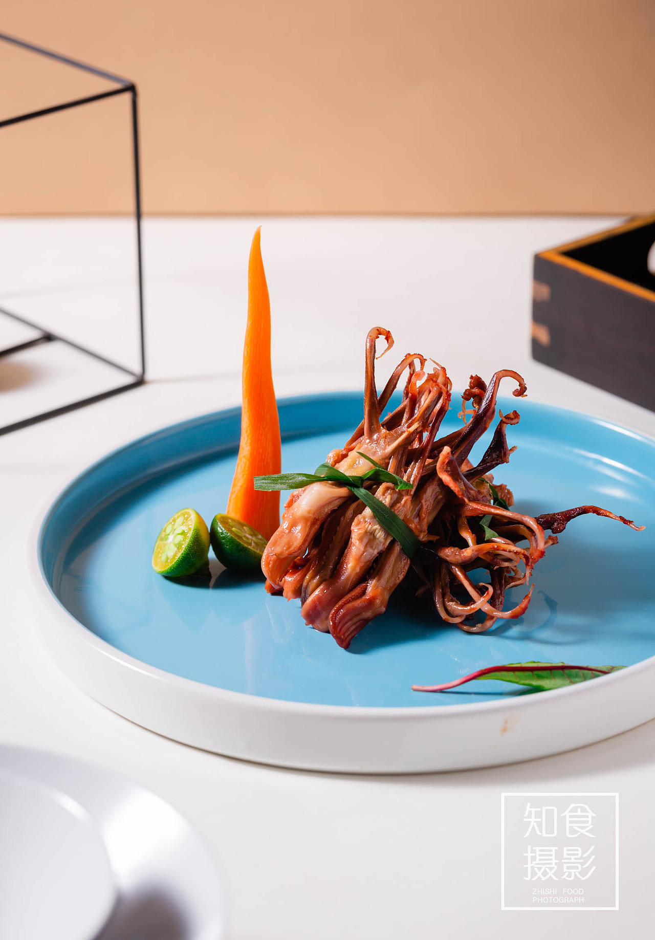 繁华背后的都市桃源（图ZMTYwOTQ2NjQ4） - 产品摄影 - 站酷设计师知食美食摄影吴蔚原创素材 - 站酷ZCOOL