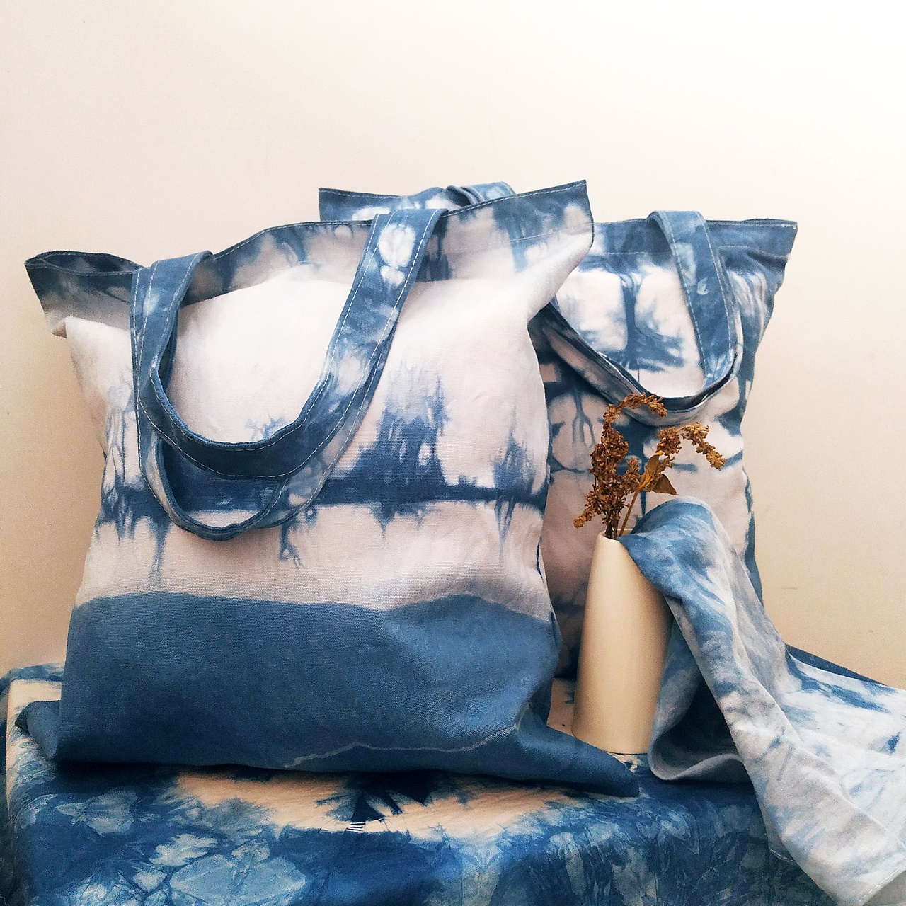 "纤尘布染"毕业设计——扎染