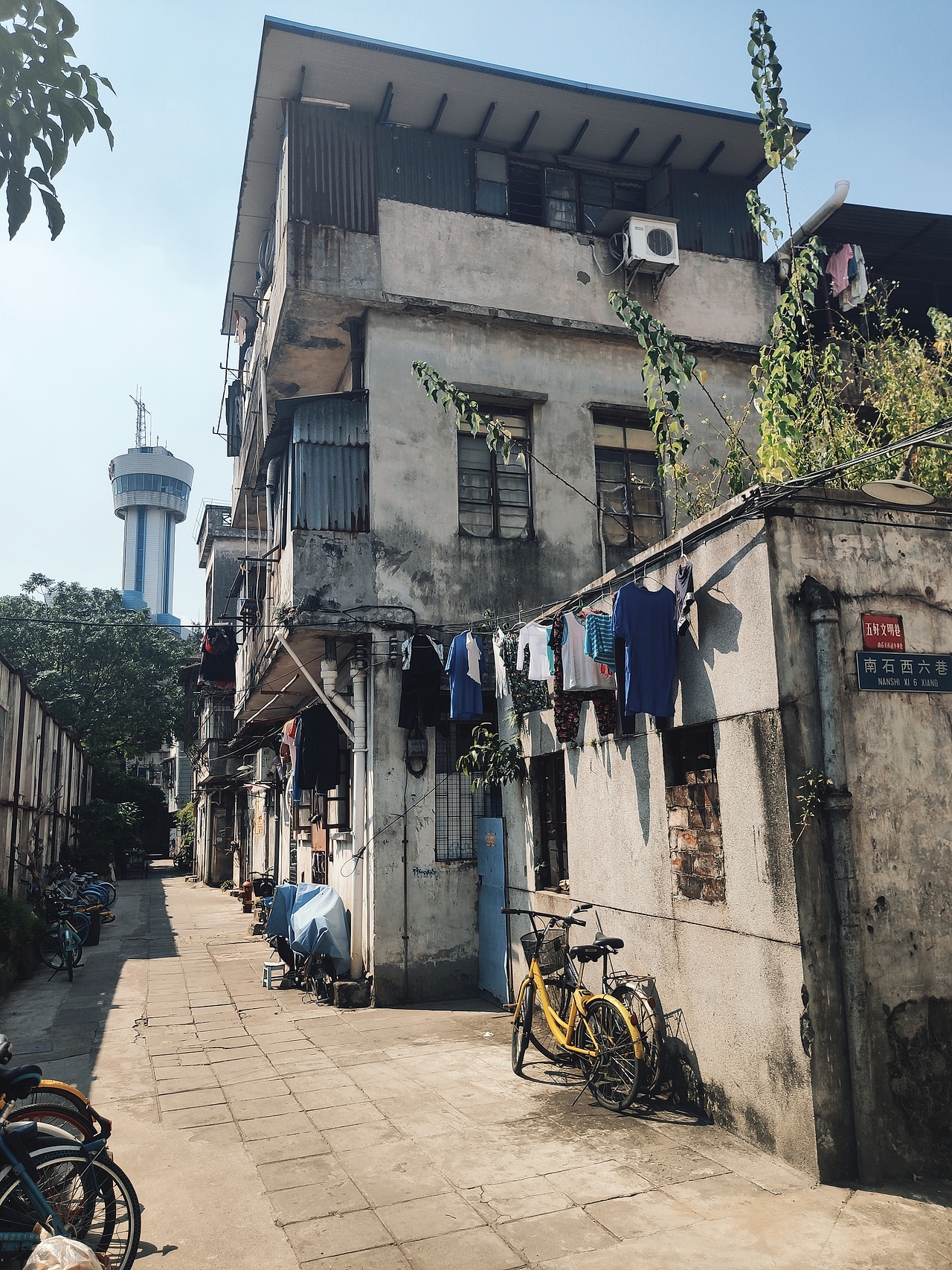 边走边画-南石西村