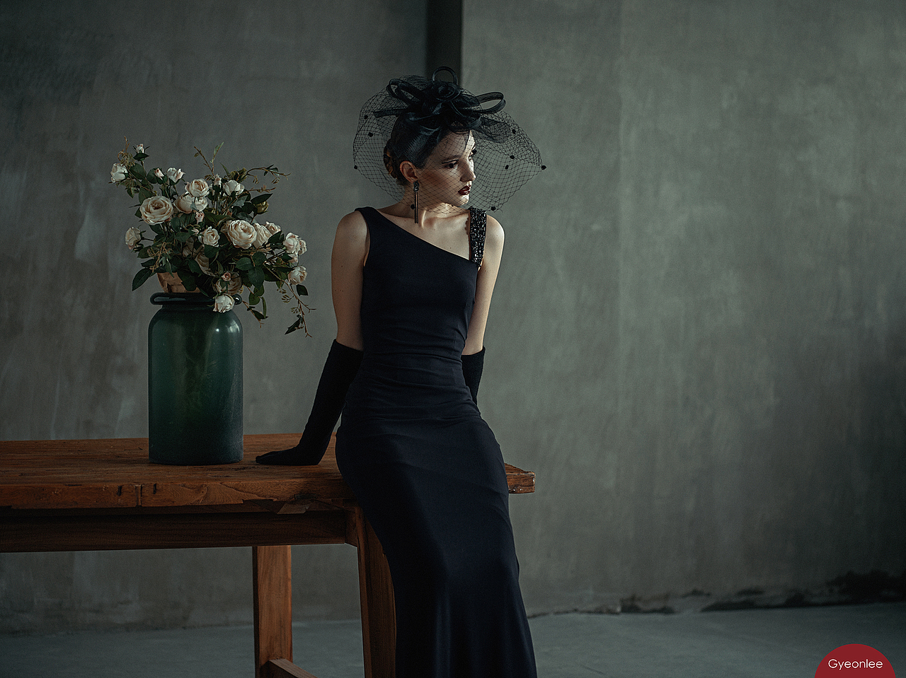 欧美复古黑色婚纱