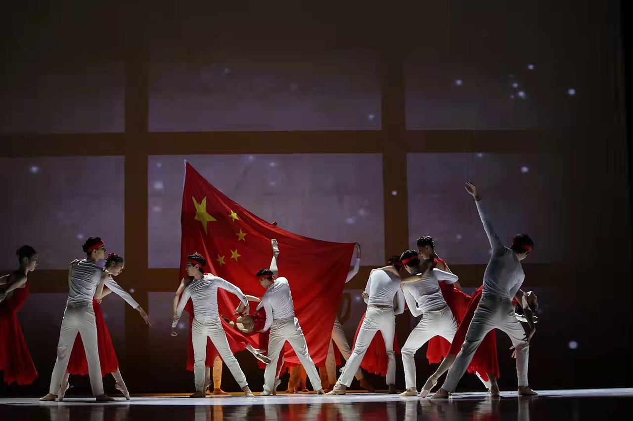 兴业银行重庆分行博物馆之夜（图ZMjc1NjE5MjIw） - 其他三维 - 站酷设计师Gavin华子原创素材 - 站酷ZCOOL