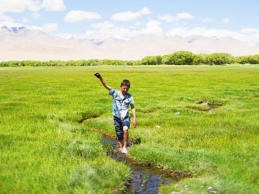 去新疆塔县，和塔吉克族的弟弟们一起抓鱼（个人主页-ZMzc0NDI0NDA=） - 人文/纪实摄影 - 站酷设计师keke奇遇记原创素材 - 站酷ZCOOL