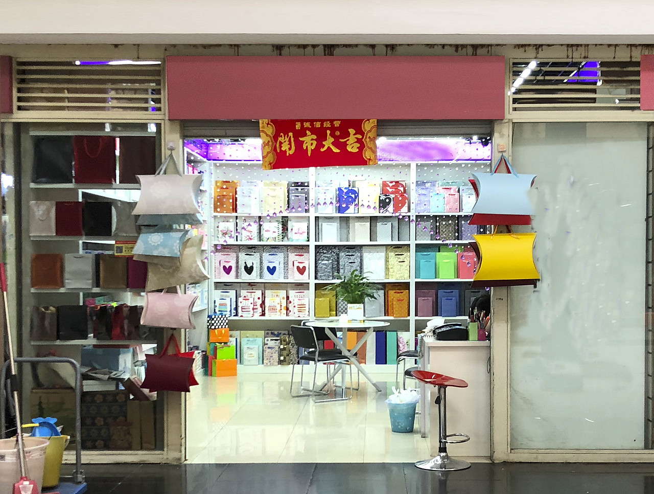 欲擒故纵的零售设计:以静制动（图ZMTE0OTgyOTY4） - 展陈设计 - 站酷设计师UDPonline原创素材 - 站酷ZCOOL