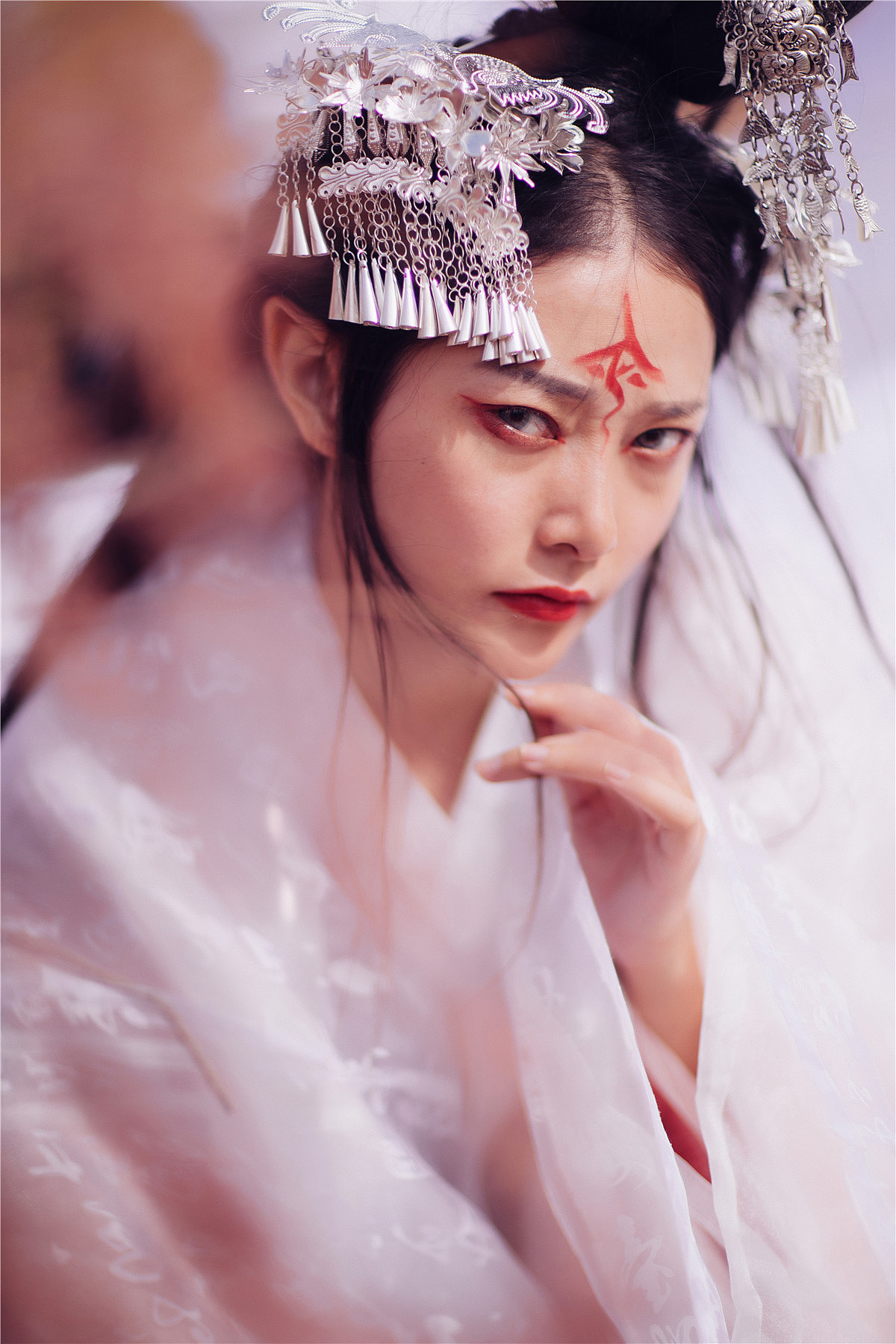 《山海经-海外东经第九》之青丘国九尾狐（图ZOTc1OTEzMTY=） - 人像摄影 - 站酷设计师爱摄影的焕焕原创素材 - 站酷ZCOOL