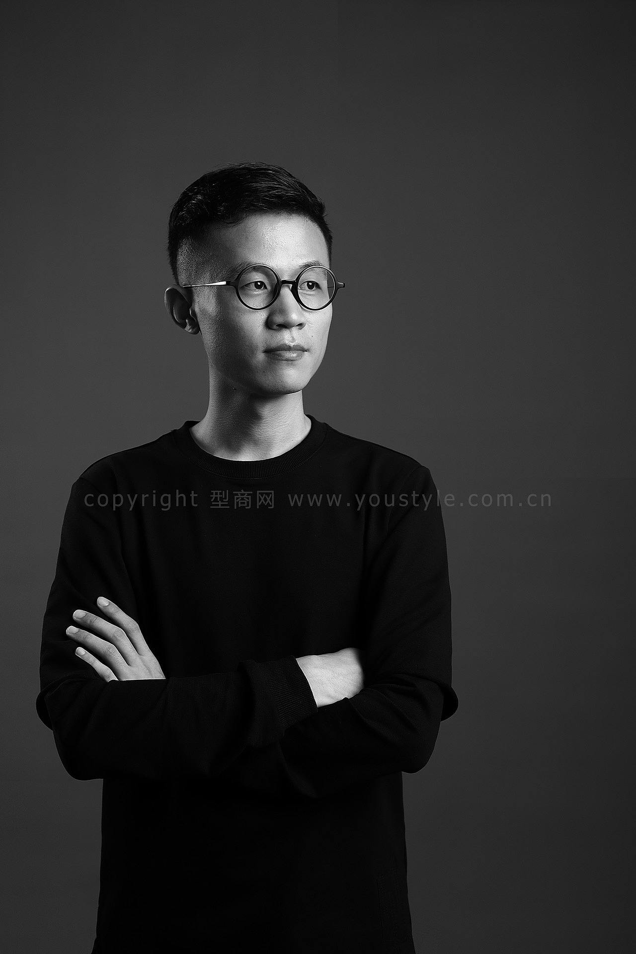 又拍了几位深圳设计师的形象照