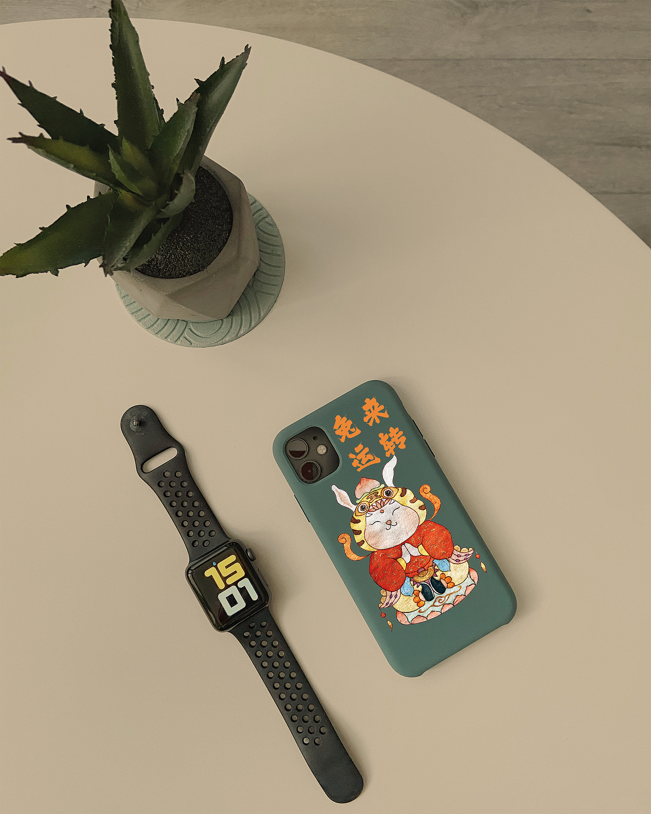 《兔来运转》手机壳