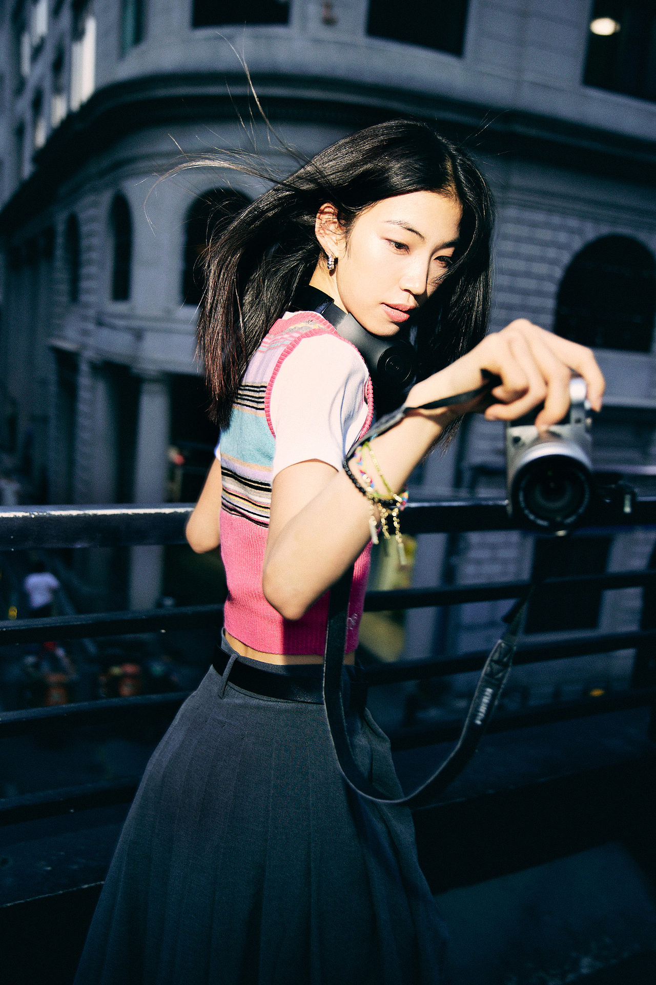 服装街拍 | 爱笑的女生 运气都不会差（图ZMzExMDM0NDg0） - 时尚/艺术摄影 - 站酷设计师摄影师_你的熊_原创素材 - 站酷ZCOOL