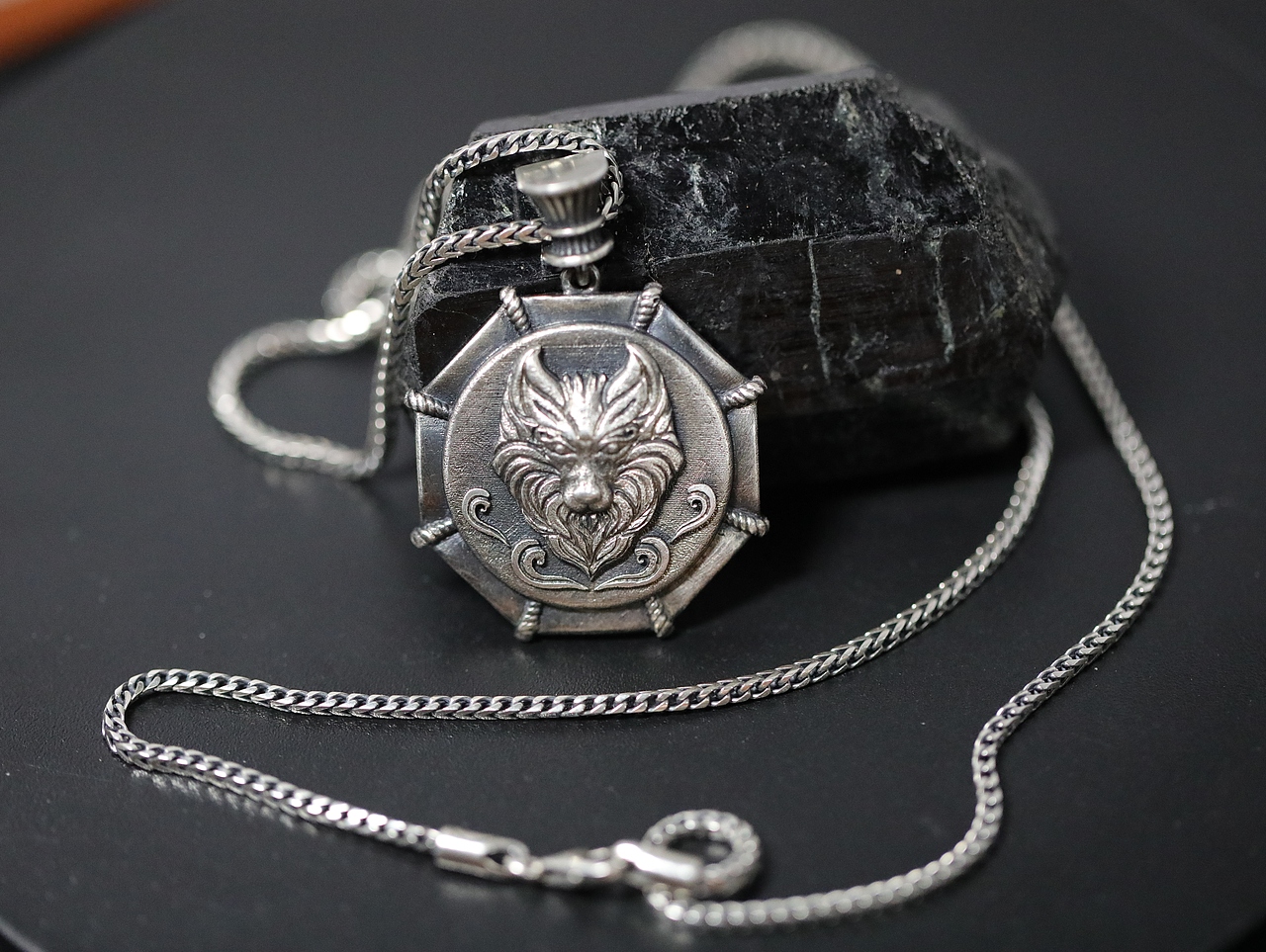 头狼图腾（图ZMzAwNjU0NTA0） - 首饰设计 - 站酷设计师猫朵设计原创素材 - 站酷ZCOOL