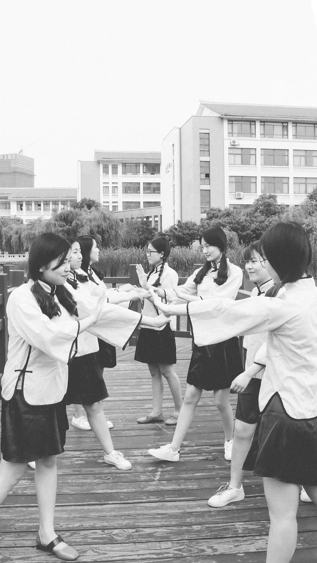 #创意毕业照#我们毕业啦!#青春答卷2017#