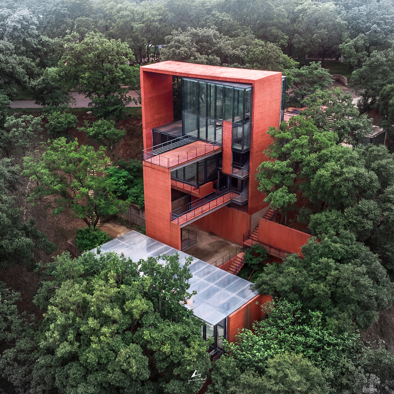 「建筑摄影」Glass Box 玻璃盒（图ZMTQ4Njk2NTA4） - 环境/建筑摄影 - 站酷设计师jaminred原创素材 - 站酷ZCOOL