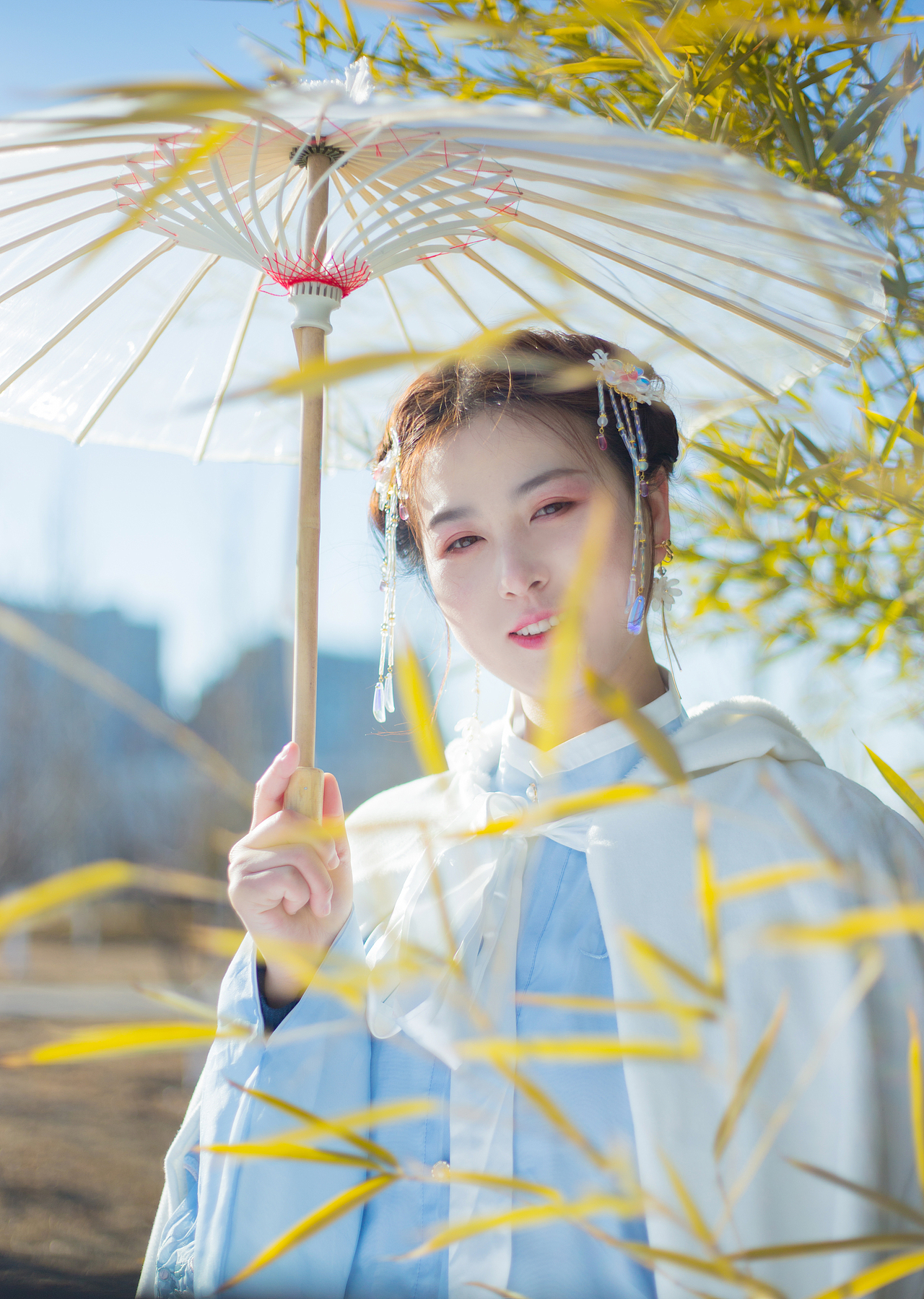 【汉服】暖阳（图ZMTQ0OTc5MTQ4） - 人像摄影 - 站酷设计师肆粗原创素材 - 站酷ZCOOL