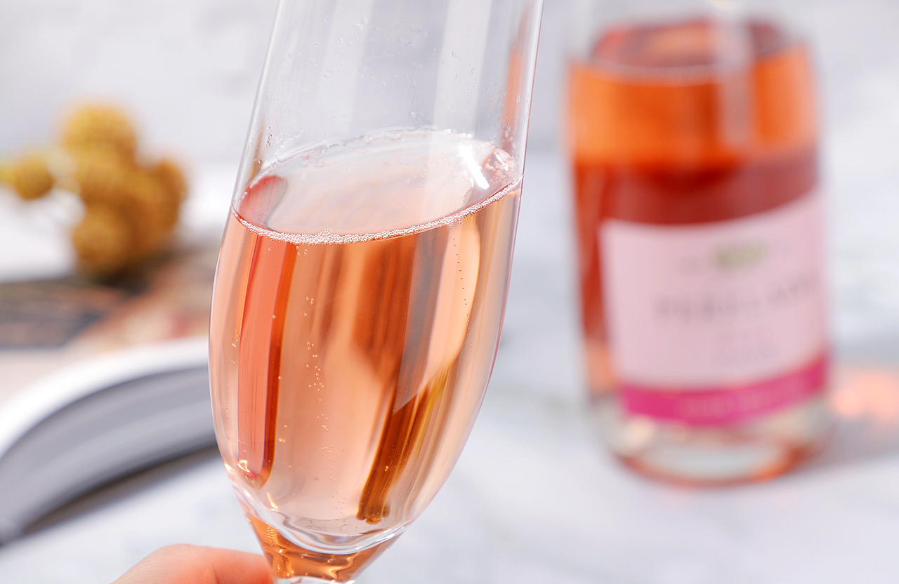 香槟（图ZMjYyNzg2MTgw） - 美食摄影 - 站酷设计师白云飞飞原创素材 - 站酷ZCOOL