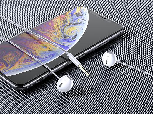 有線耳機(jī) — 渲染效果（個(gè)人主頁(yè)-ZMzUxMDI0MDg=） - 電子產(chǎn)品 - 站酷設(shè)計(jì)師IdealArtist原創(chuàng)素材 - 站酷ZCOOL